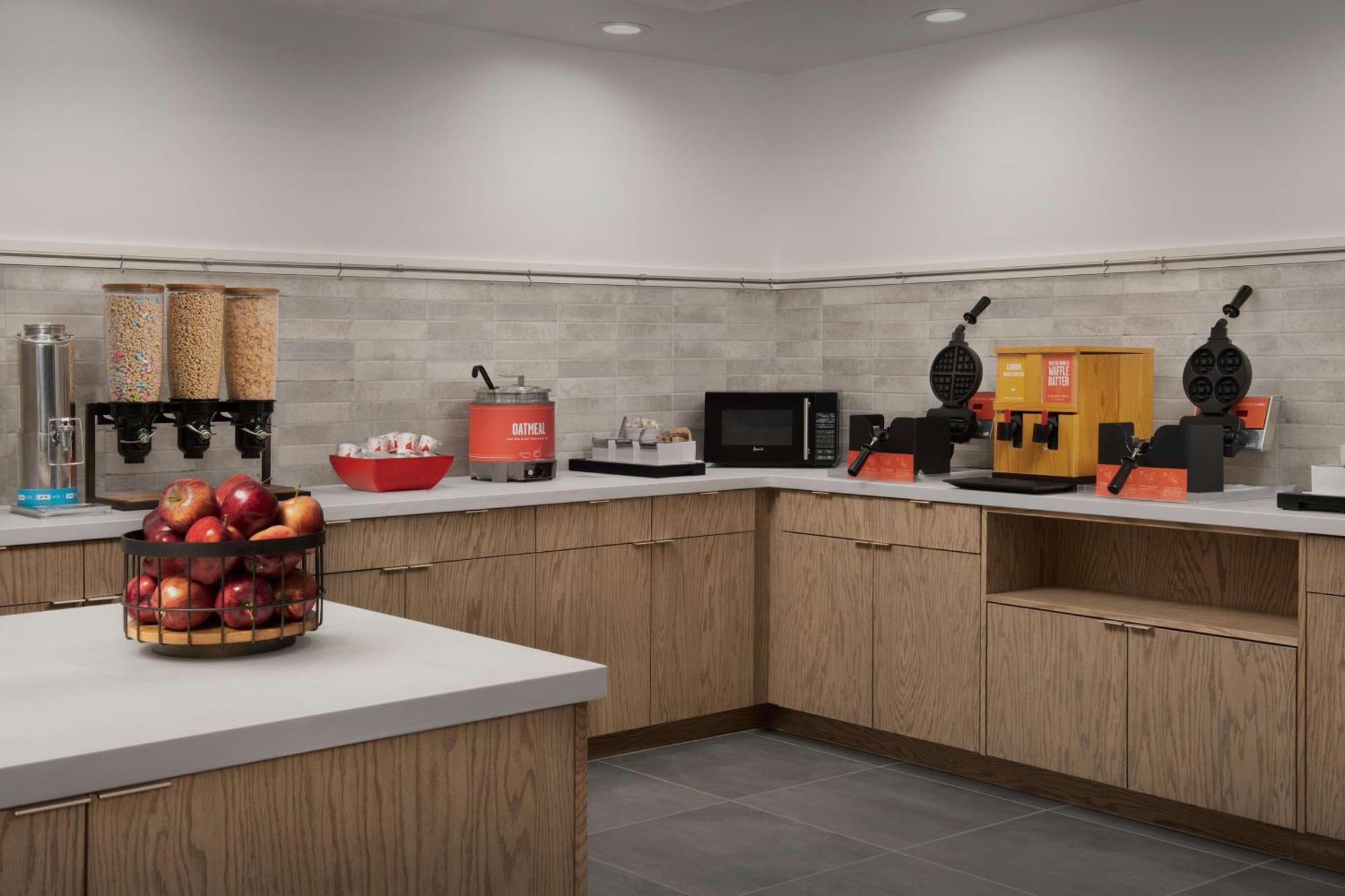 Hampton Inn & Suites Paso Robles Esterno foto